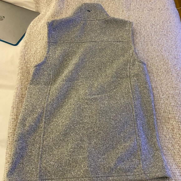 Vineyard Vines Vest - Picture 5 of 9